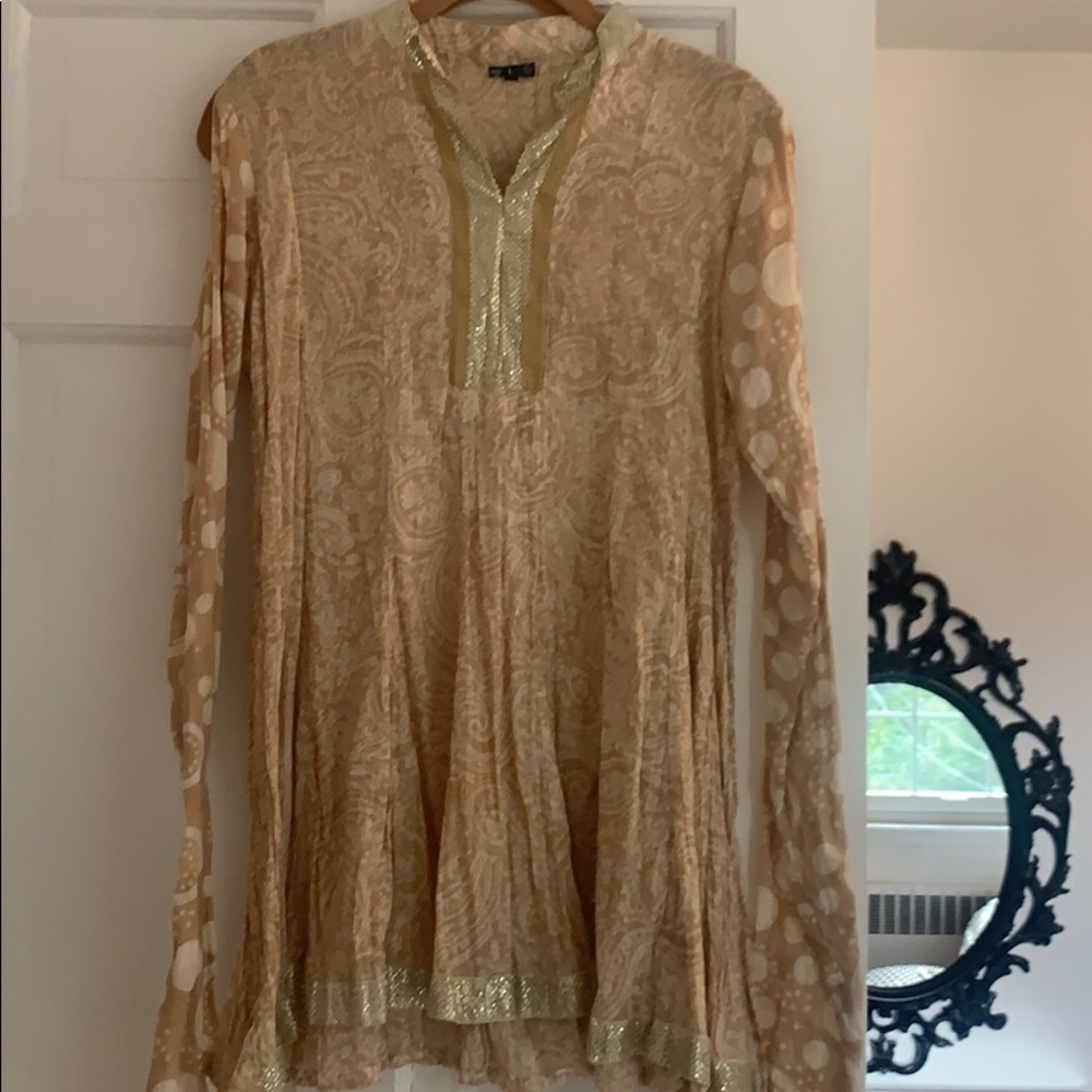 Tunic - Picture 2 of 6